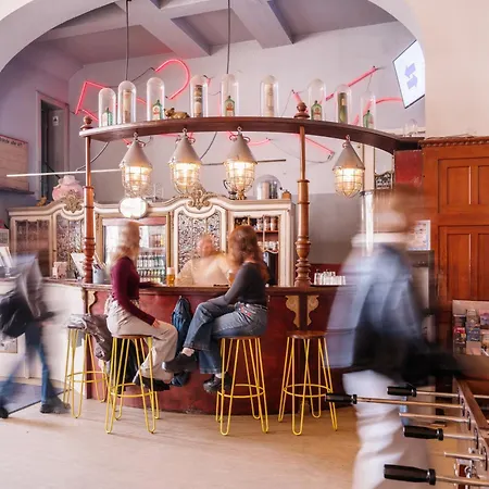 Three Little Pigs - Your Castle * ベルリン