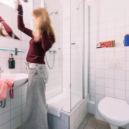 Three Little Pigs - Your Castle * ベルリン