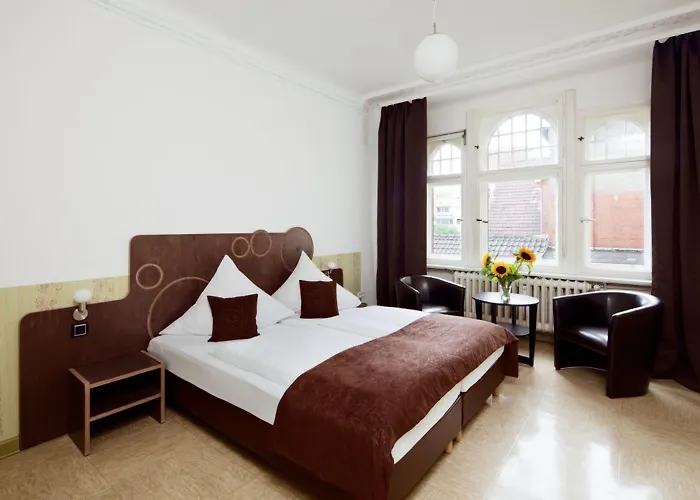 Three Little Pigs - Your Castle ベルリン