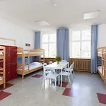 Albergue Three Little Pigs - Your Castle *