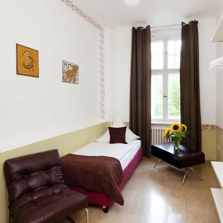Three Little Pigs - Your Castle Hostel