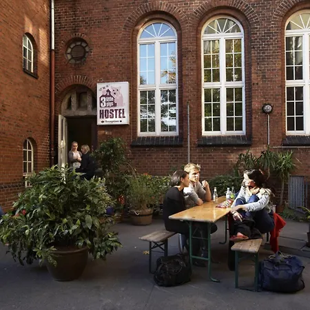 Three Little Pigs - Your Castle Hostel