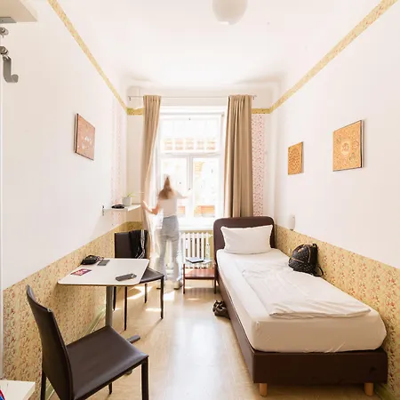 Three Little Pigs - Your Castle Berlin