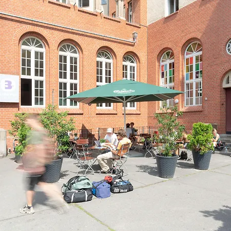 Three Little Pigs - Your Castle Hostel Berlin