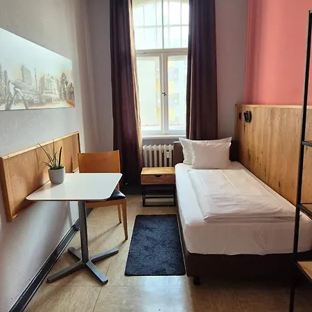 Three Little Pigs - Your Castle