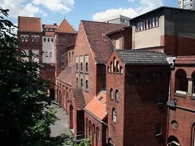 Three Little Pigs - Your Castle Hostel Berlín