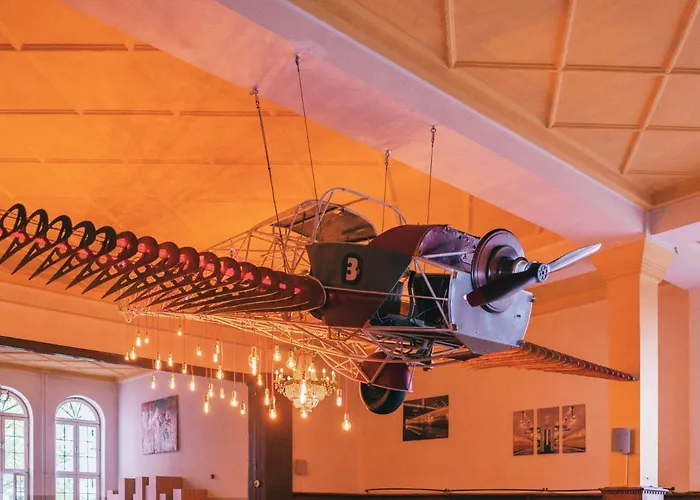 Three Little Pigs - Your Castle Hostel Berlin